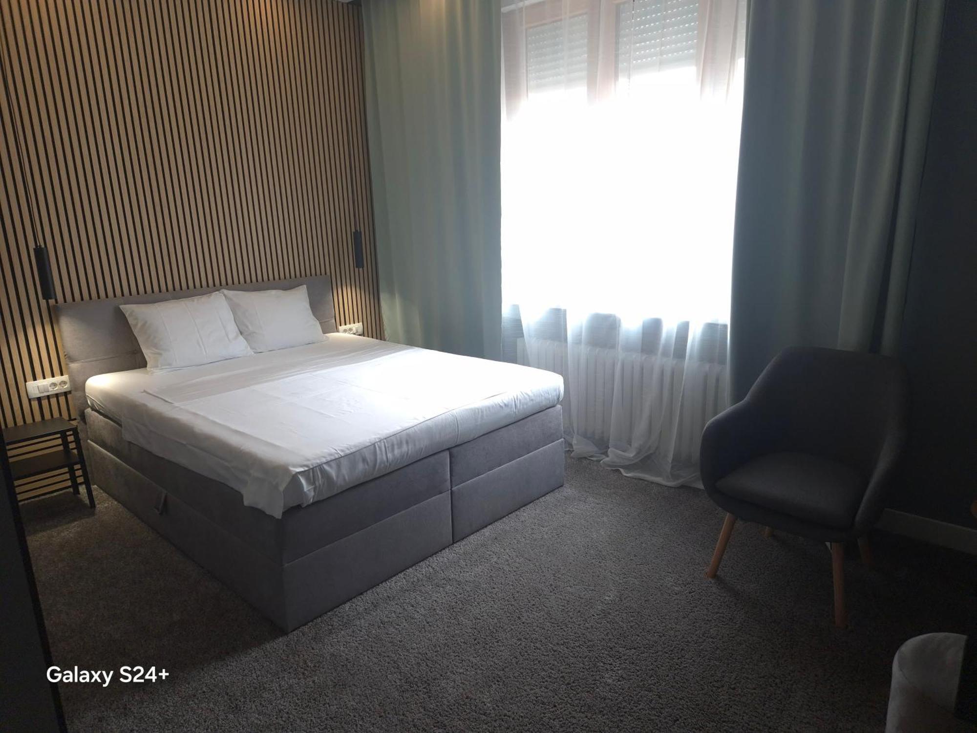 B&B Centar Загреб Экстерьер фото